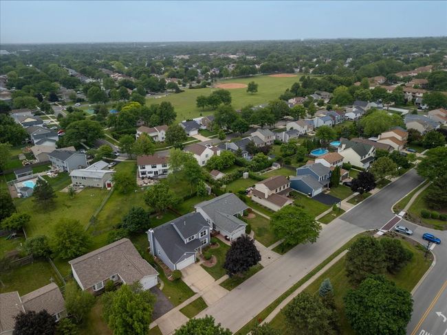 646 Schooner Ln, House other with 4 bedrooms, 3 bathrooms and 2 parking in Elk Grove Village IL | Image 36