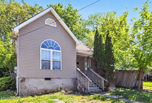 508 E Woodland Ave, Knoxville, TN, 37917-5644 | Card Image