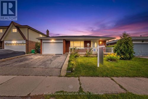 112 Kingswood Dr, Brampton, ON, L6V2W3 | Card Image