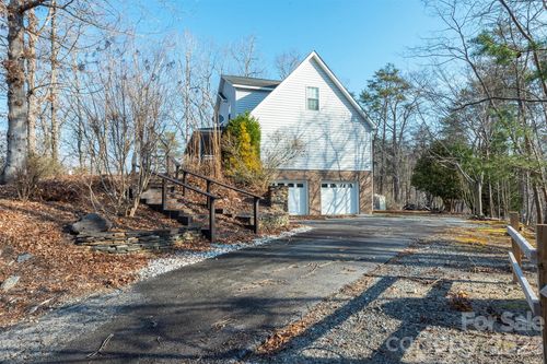 192 Buzzards Pl, Lake Lure, NC, 28746-9847 | Card Image