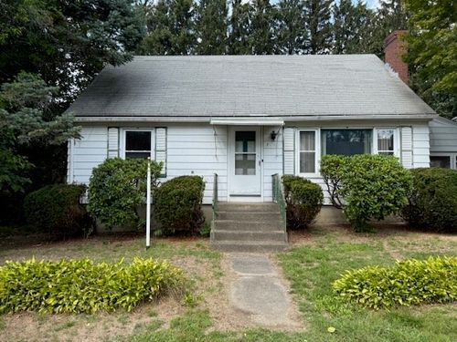 7 Heather Ave, Millbury, MA, 01527-2103 | Card Image