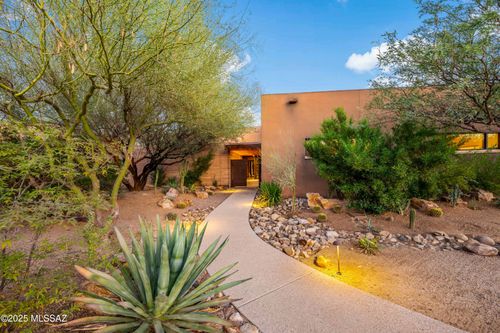 15-5000 E Via Estancia Miraval, Tucson, AZ, 85739 | Card Image
