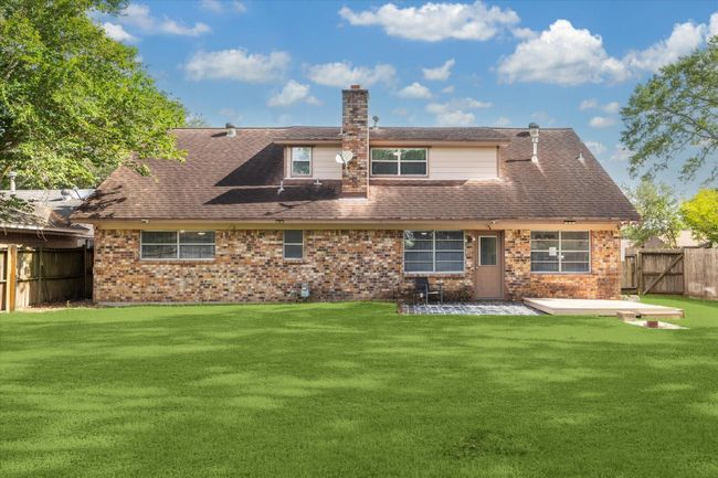 1804 Sleepy Creek Way, House other with 4 bedrooms, 2 bathrooms and 2 parking in Pearland TX | Image 29