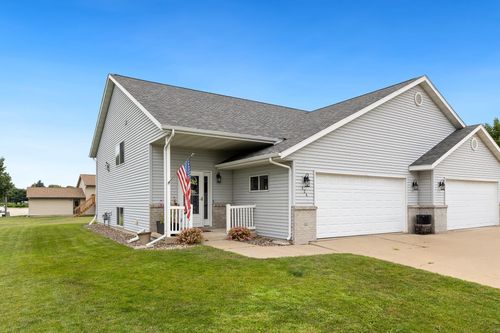 124 Susan Ct, WEST SALEM, WI, 54669-9288 | Card Image