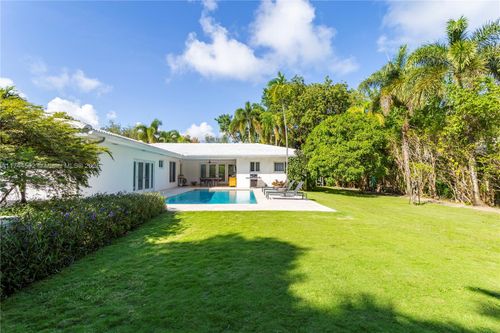 550 Pidgeon Plum Ln, Miami, FL, 33137-3350 | Card Image