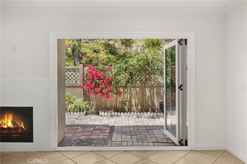 32-307 Singingwood, Irvine, CA, 92614-7097 | Card Image