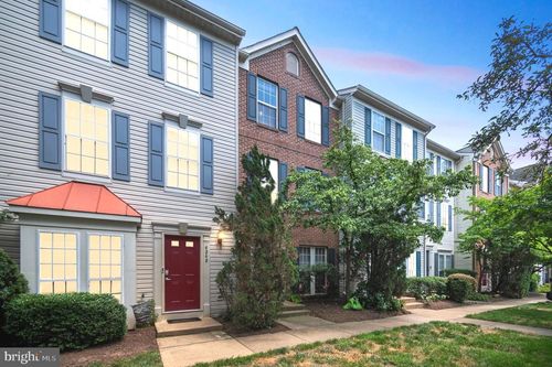4240 Wheeled Caisson Sq, FAIRFAX, VA, 22033-4248 | Card Image