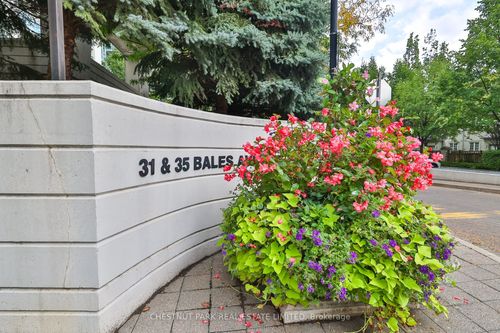 1901-35 Bales Ave, North York, ON, M2N7L7 | Card Image