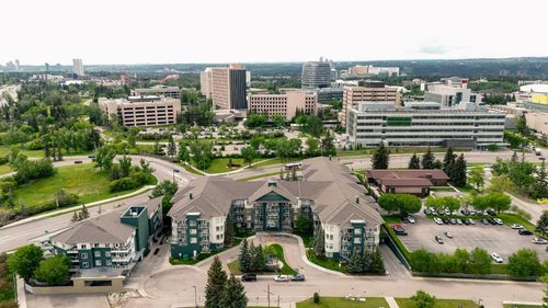 231-3111 34 Ave Nw, Calgary, AB, T2L0Y2 | Card Image