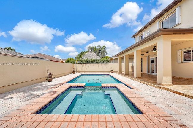 16732 Nw 89 Th Pl, House other with 4 bedrooms, 3 bathrooms and null parking in Miami Lakes FL | Image 57