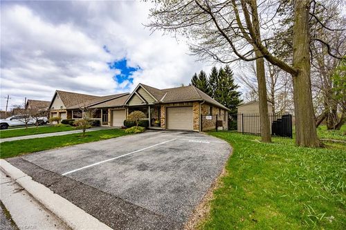 8-93 Elmhurst Ave, Simcoe, ON, N3Y3G1 | Card Image