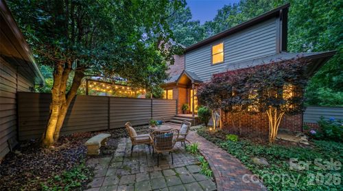 7407 Newmans Ln, Charlotte, NC, 28270-6002 | Card Image
