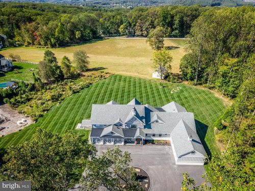 1230 Wexford Ct, CHESTER SPRINGS, PA, 19425-1217 | Card Image