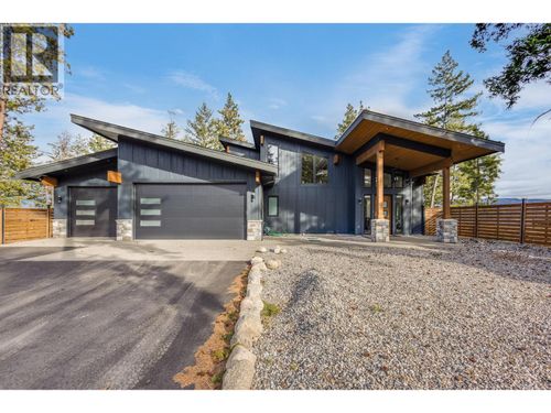 7235 Dunwaters Rd, Kelowna, BC, V1Z3W4 | Card Image