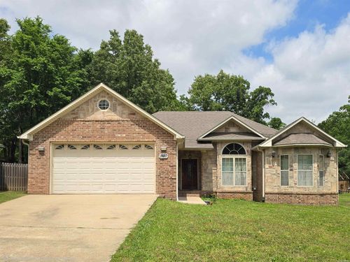1920 Alex Dr, Jonesboro, AR, 72401-7916 | Card Image