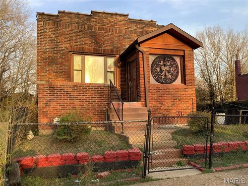 2606 Slattery St, Saint Louis, MO, 63106-1115 | Card Image