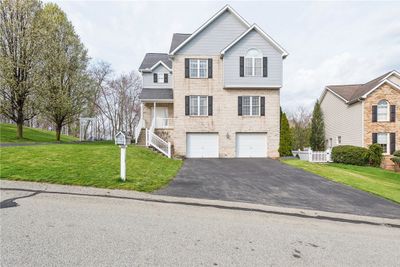 118 Edgewood Dr, House other with 4 bedrooms, 2 bathrooms and 4 parking in New Stanton PA | Image 1