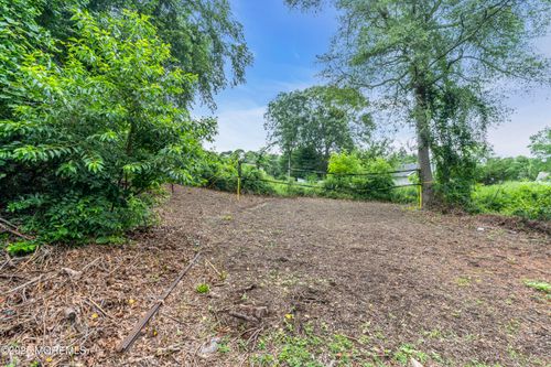 527 5th Ave, Brick, NJ, 08724-1528 | Card Image