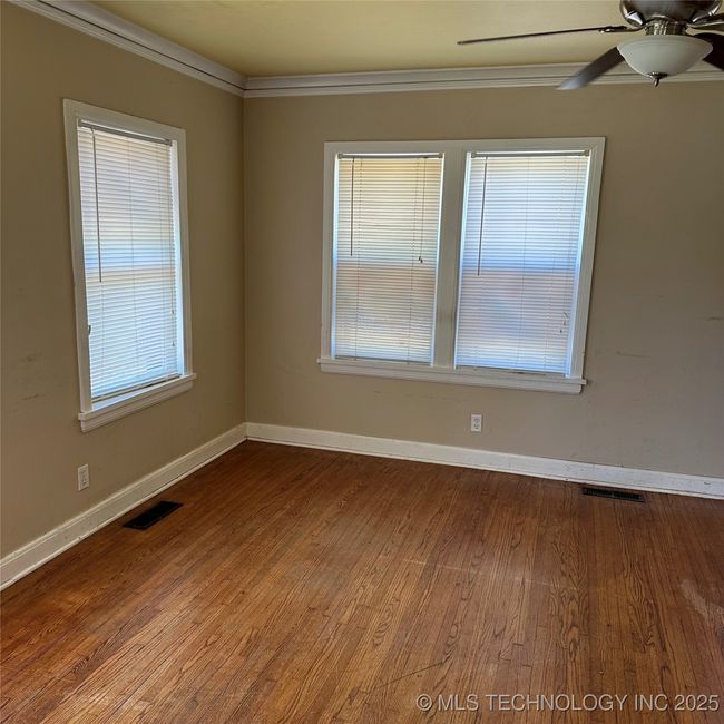 Living Room | Image 4