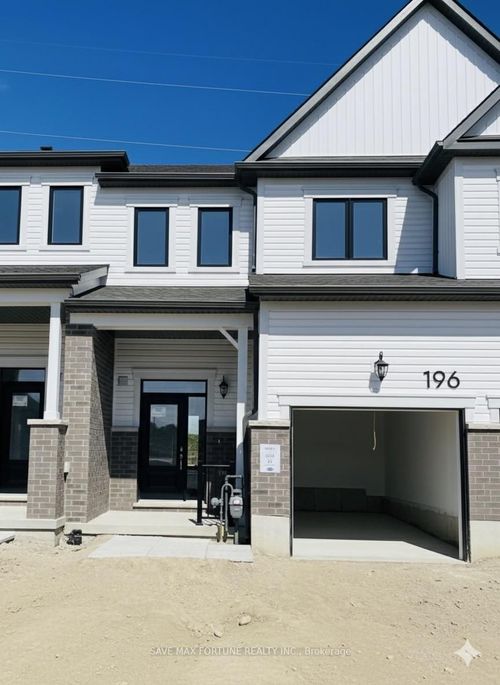 196 Stamson Street, Kitchener, ON, N2R0V3 | Card Image