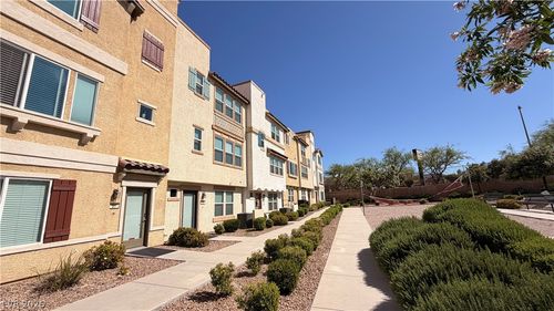 61 Morning Mimosa Ct, Henderson, NV, 89012-4904 | Card Image