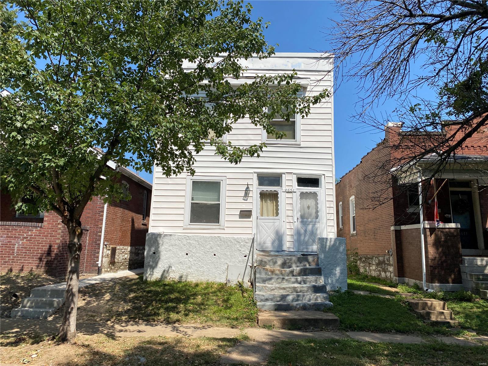 Rosa Ave, Saint Louis, MO 63116