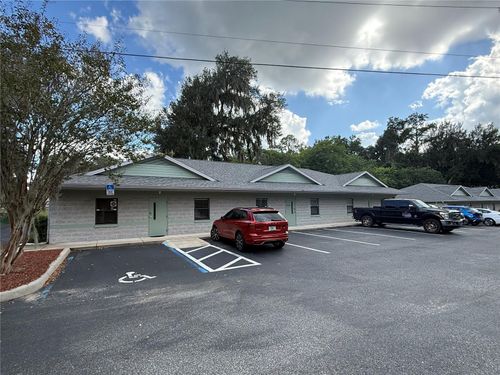ste-2-3300 Se Lake Weir Ave, Ocala, FL, 34471-8604 | Card Image