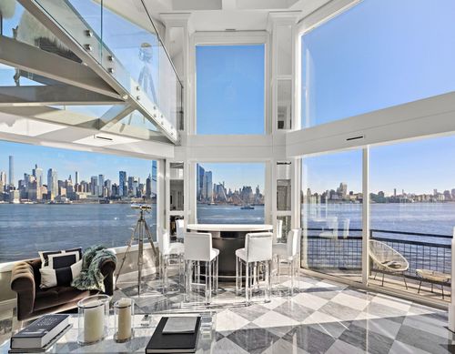 1079-81-600 Harbor Blvd, Weehawken, NJ, 07086-6766 | Card Image