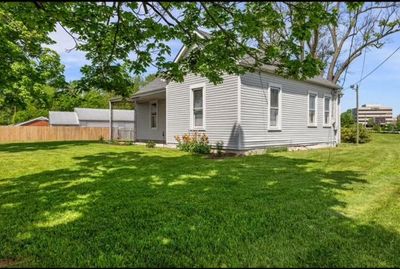 112 Bellview Avenue, House other with 2 bedrooms, 1 bathrooms and null parking in Versailles KY | Image 2