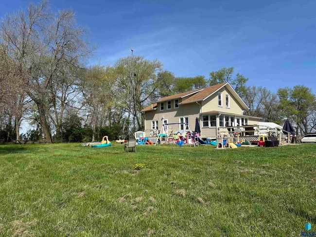 44415 Us Highway 18, House other with 3 bedrooms, 2 bathrooms and null parking in Freeman SD | Image 11