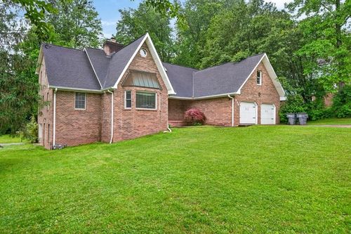 866 Pen Oak Dr, Cookeville, TN, 38501-3757 | Card Image