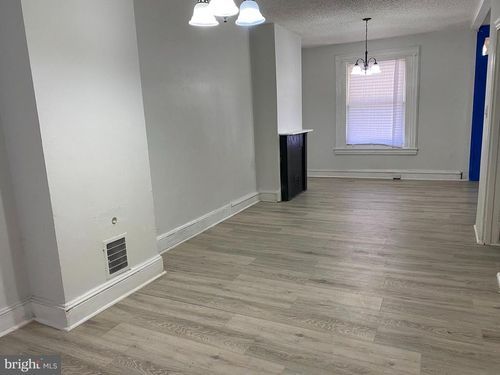 6033 Kershaw St, PHILADELPHIA, PA, 19151-4424 | Card Image