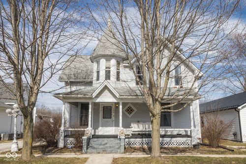104 E Washington St, Roachdale, IN, 46172-9035 | Card Image