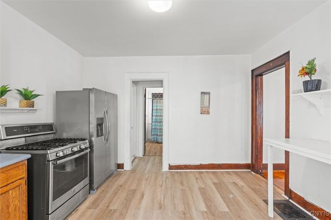 7 - 905 Tallman St, Home with 6 bedrooms, 4 bathrooms and null parking in Syracuse NY | Image 10