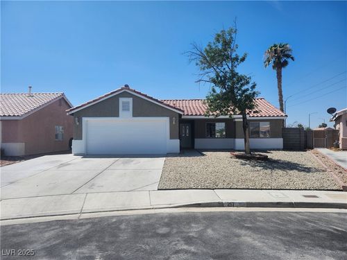 0-217 Beaver Ridge Ave, North Las Vegas, NV, 89031-7821 | Card Image