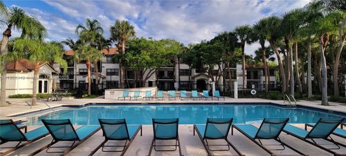 8-550 S Park Rd, Hollywood, FL, 33021-8598 | Card Image