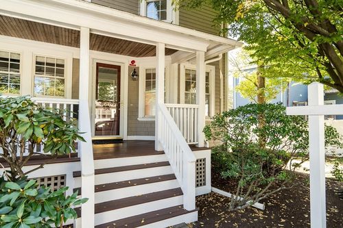66-66 Webster St, Newton, MA, 02465-1819 | Card Image