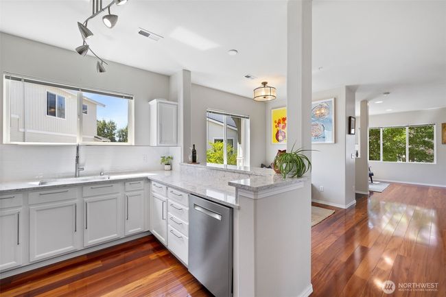 View from the kitchen to the Dining room | Image 18