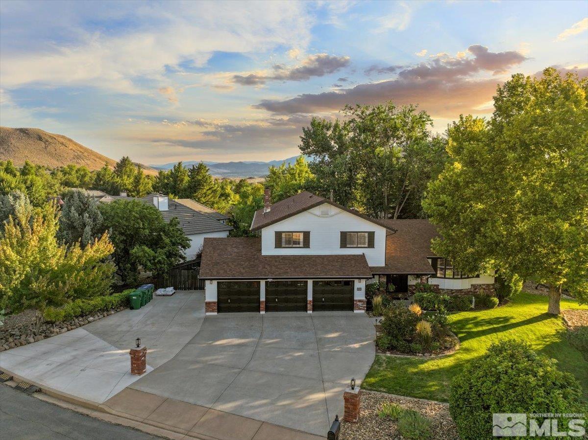 Lone Horse Dr, Reno, NV 89502