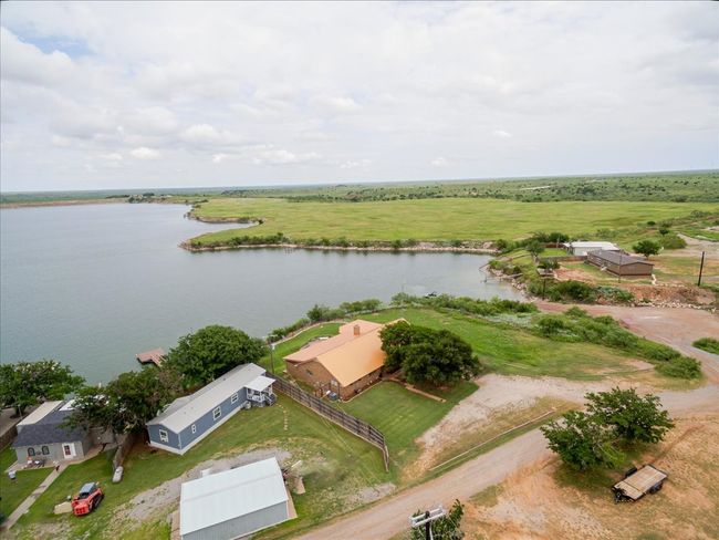 199 Willingham Loop, House other with 2 bedrooms, 2 bathrooms and null parking in Seymour TX | Image 40
