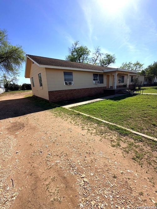 apt-2-4926 Alma, San Antonio, TX, 78222-3005 | Card Image