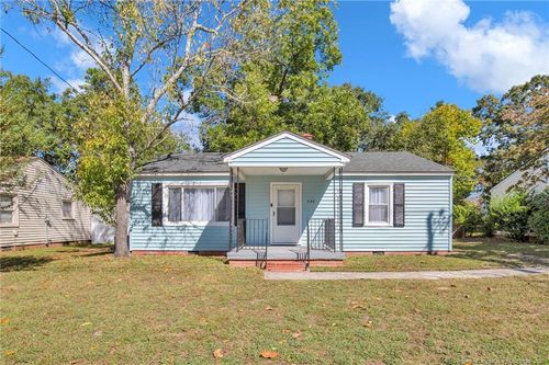 209 Lynn Ave, Fayetteville, NC, 28301-3273 | Card Image