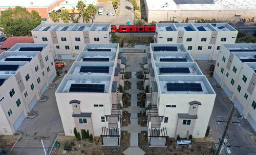 11-5282 Naranja St, San Diego, CA, 92114-3524 | Card Image