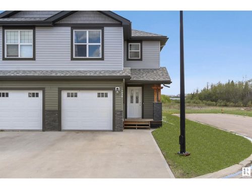 704D Rocky Way, Cold Lake, AB, T9M0H3 | Card Image