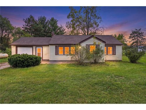 205 W South Ave, Chippewa Falls, WI, 54729-3348 | Card Image