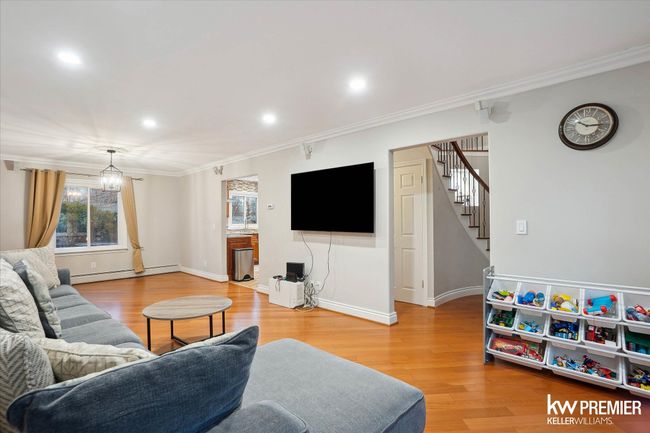 5584 Pembury, House other with 4 bedrooms, 4 bathrooms and null parking in West Bloomfield MI | Image 5