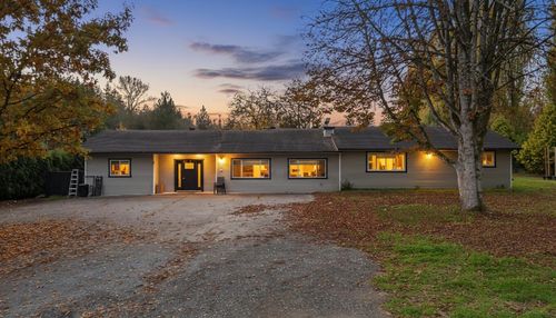 6721 238 St, Langley, BC, V2Y2H5 | Card Image