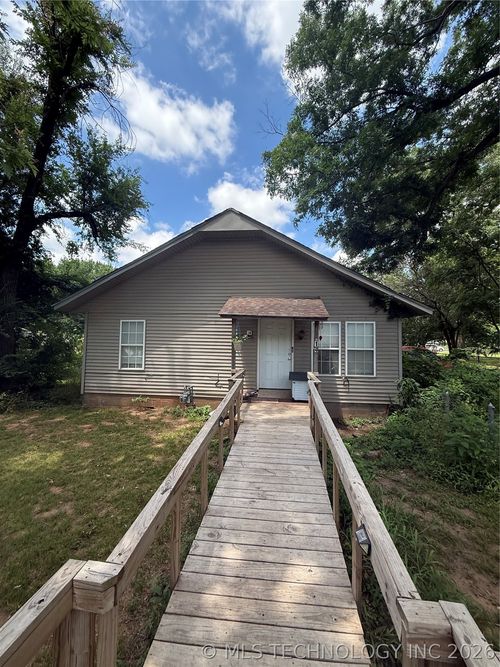 14 N 32nd West Ave, Tulsa, OK, 74127-8307 | Card Image