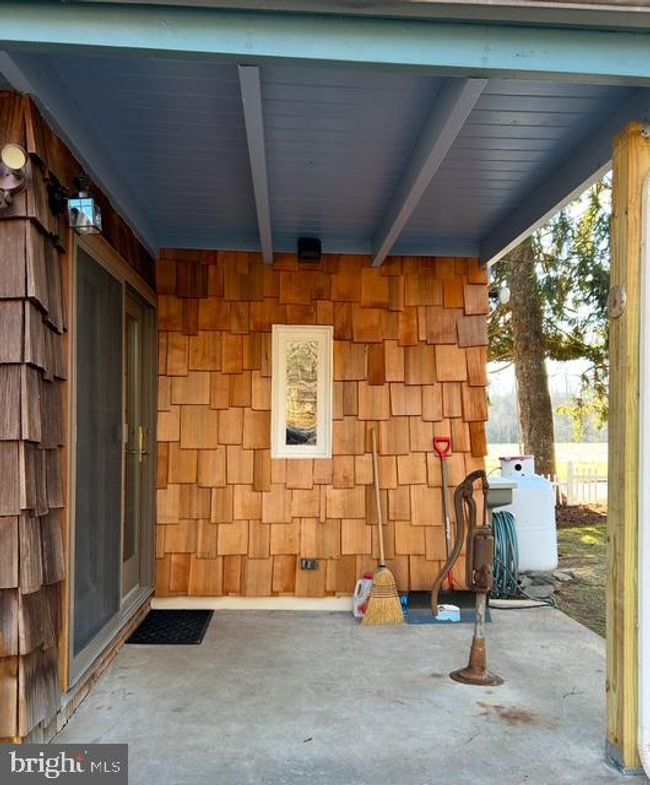 1685 Route 143, House other with 3 bedrooms, 2 bathrooms and null parking in LENHARTSVILLE PA | Image 10