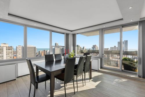 unit-2912-1255 Sandburg Ter, Chicago, IL, 60610-8289 | Card Image